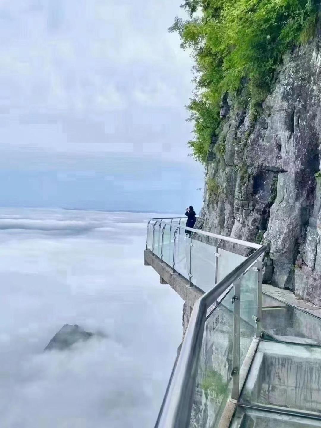 Zhangjiajie Borui Hotel - Tianmen Mountain Екстериор снимка